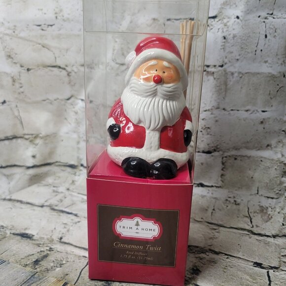 Santa Trim a Home Fragrance Diffuser Cinnamon Twist - Picture 1 of 6